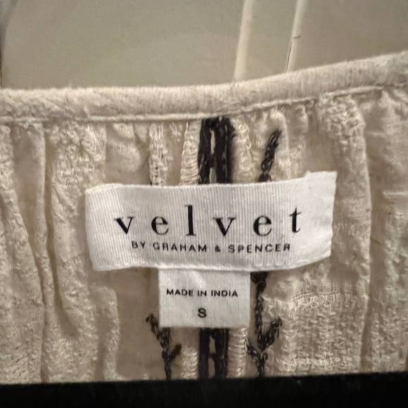 Velvet Embroidered Boho Top - Picture 2 of 3